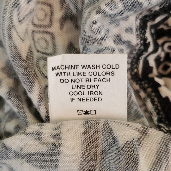 Living Doll patterned Aztec maxi skirt with fold over waist Size 1x - Picture 8 of 8